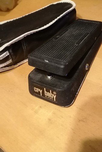 Cry baby wah pedal inklusive - wah,
