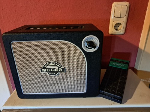 Mooer hornet black modeling - hornet,