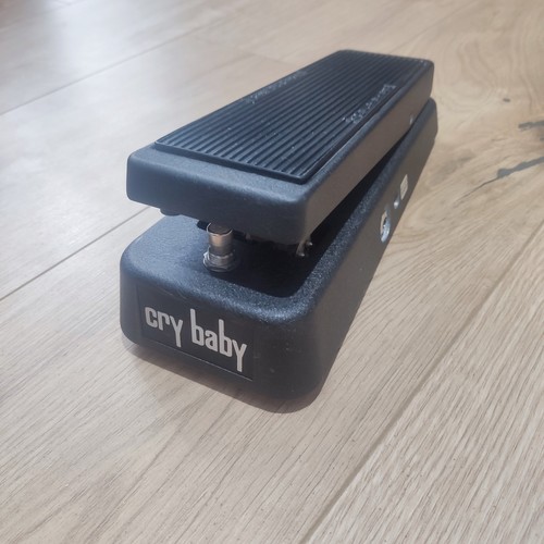 Dunlop cry baby gcb - gcb-95, wah