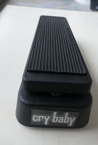 Dunlop cry baby wah - cry,