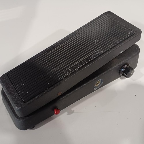 Crybaby wah pedal - crybaby,