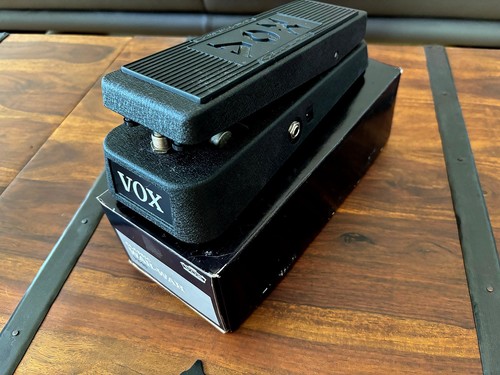 Vox v845 wah - vox,